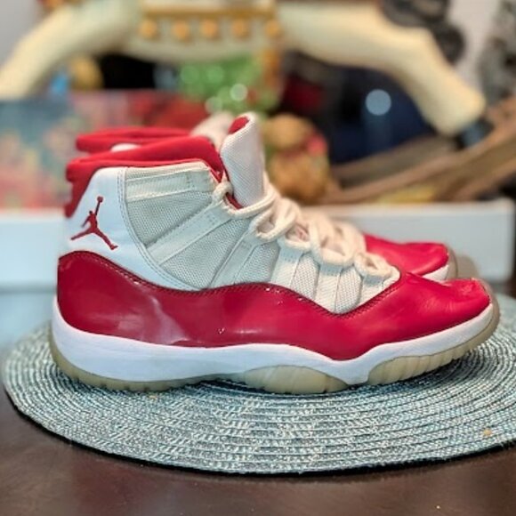 W14 AIR JORDAN 11 Retro "Cherry/Varsity Red" Sneakers - Picture 4 of 9